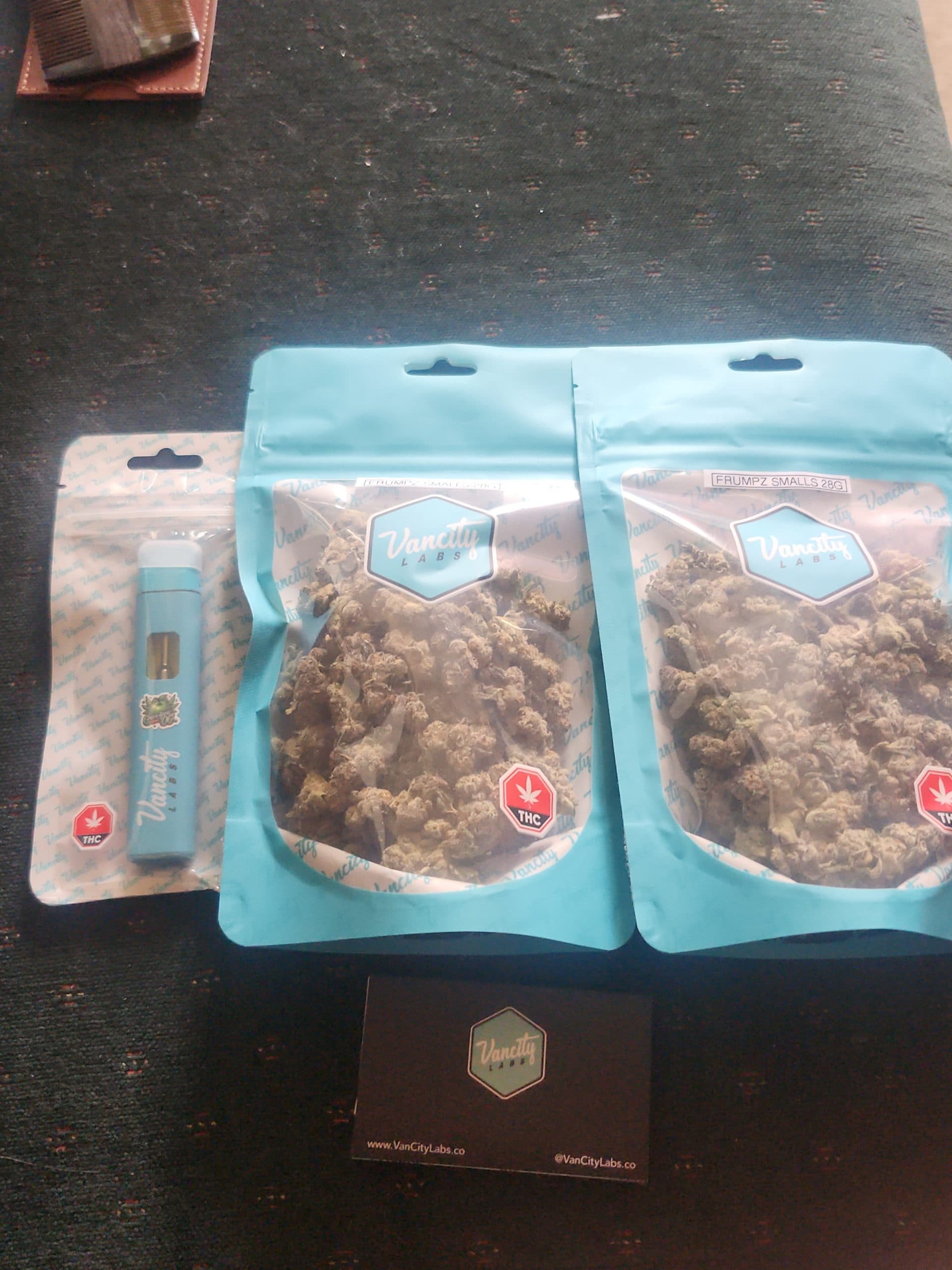 Customer photo of Frumpz - Smalls