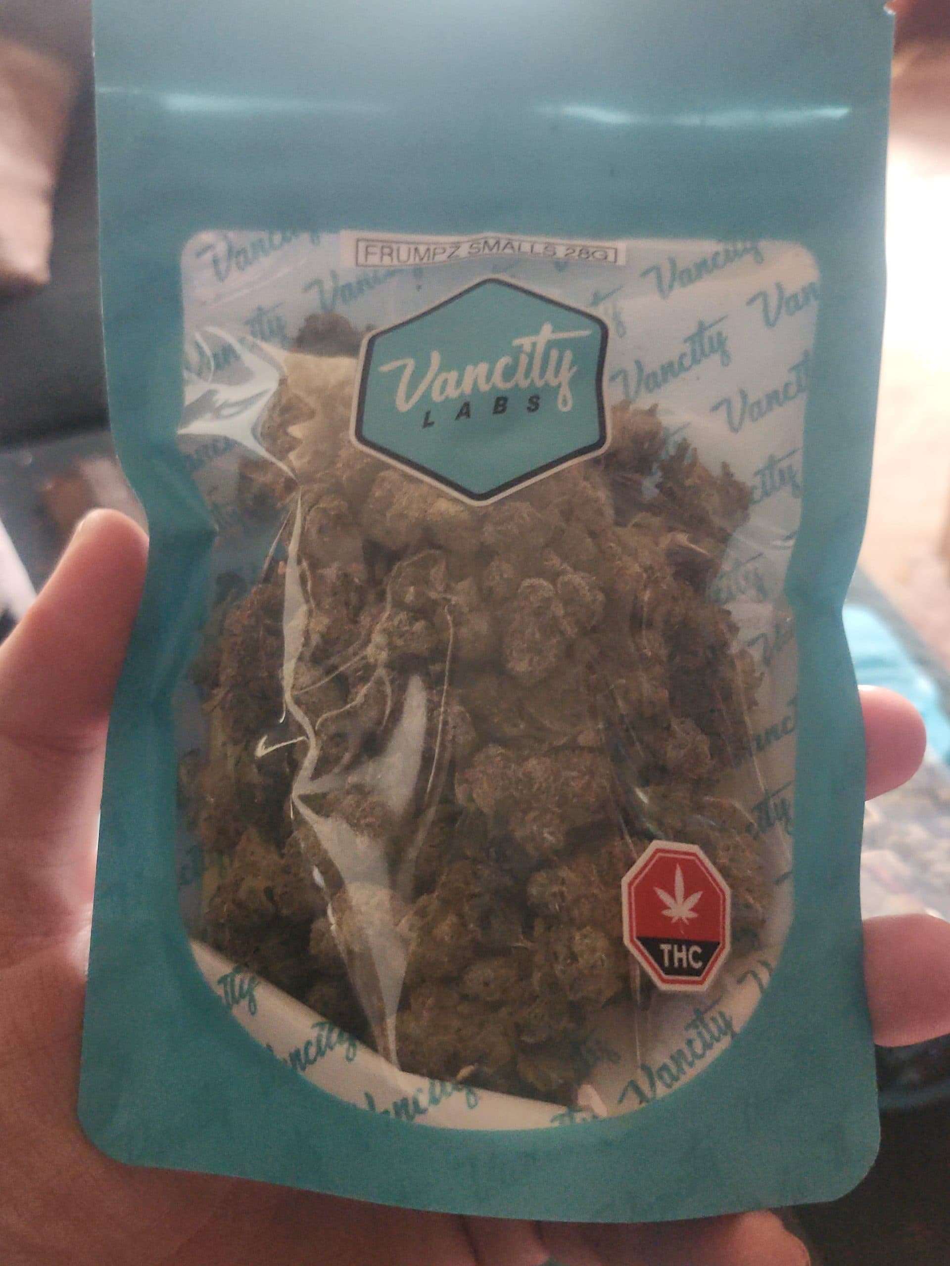 Customer photo of Frumpz - Smalls