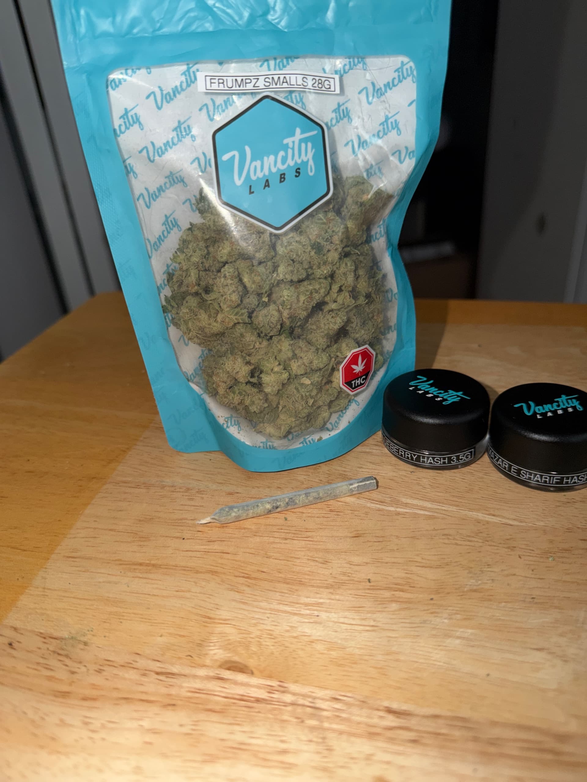 Customer photo of Frumpz - Smalls