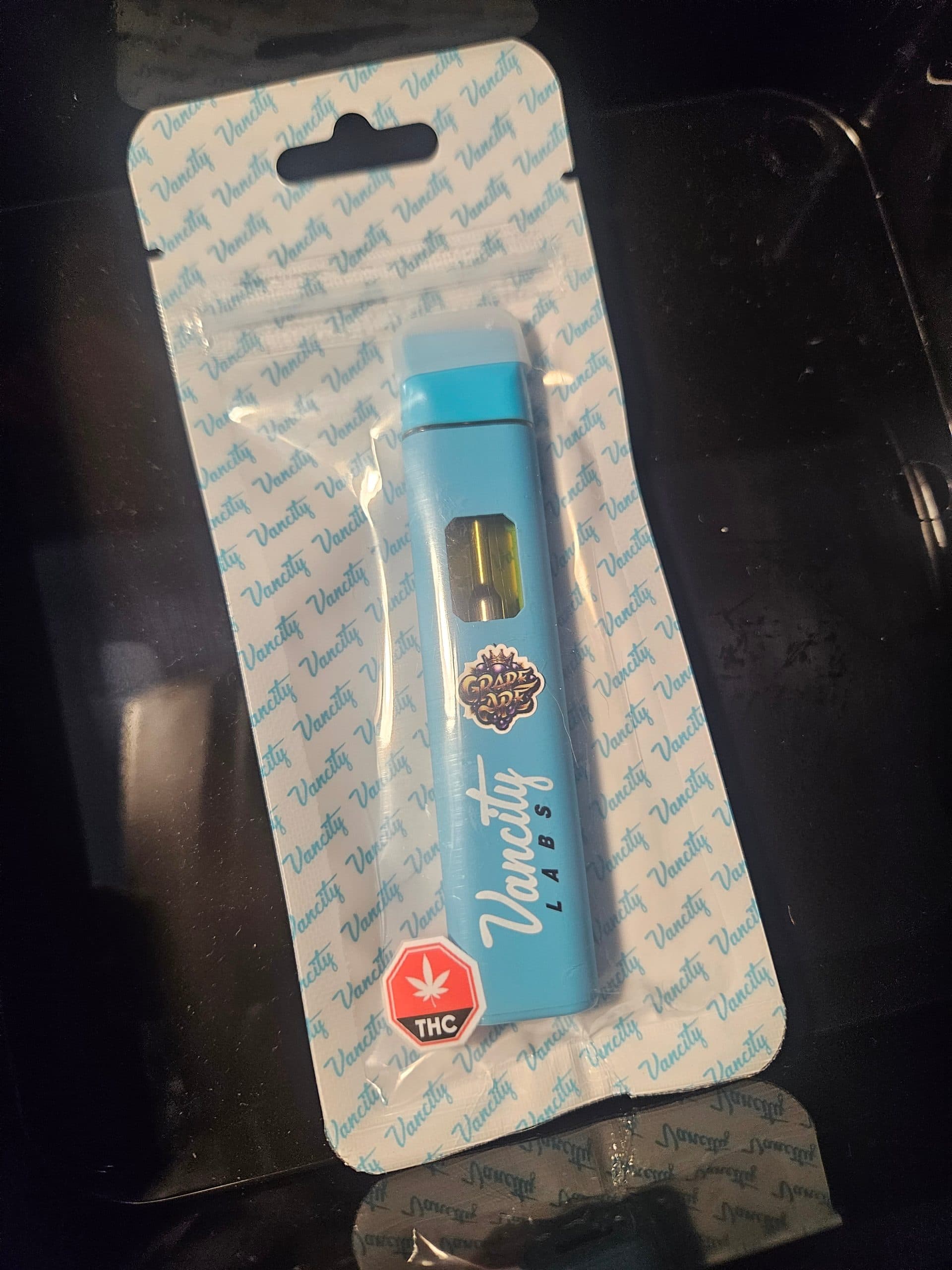 Customer photo 1 of Grape Ape - 2g Dab Pen